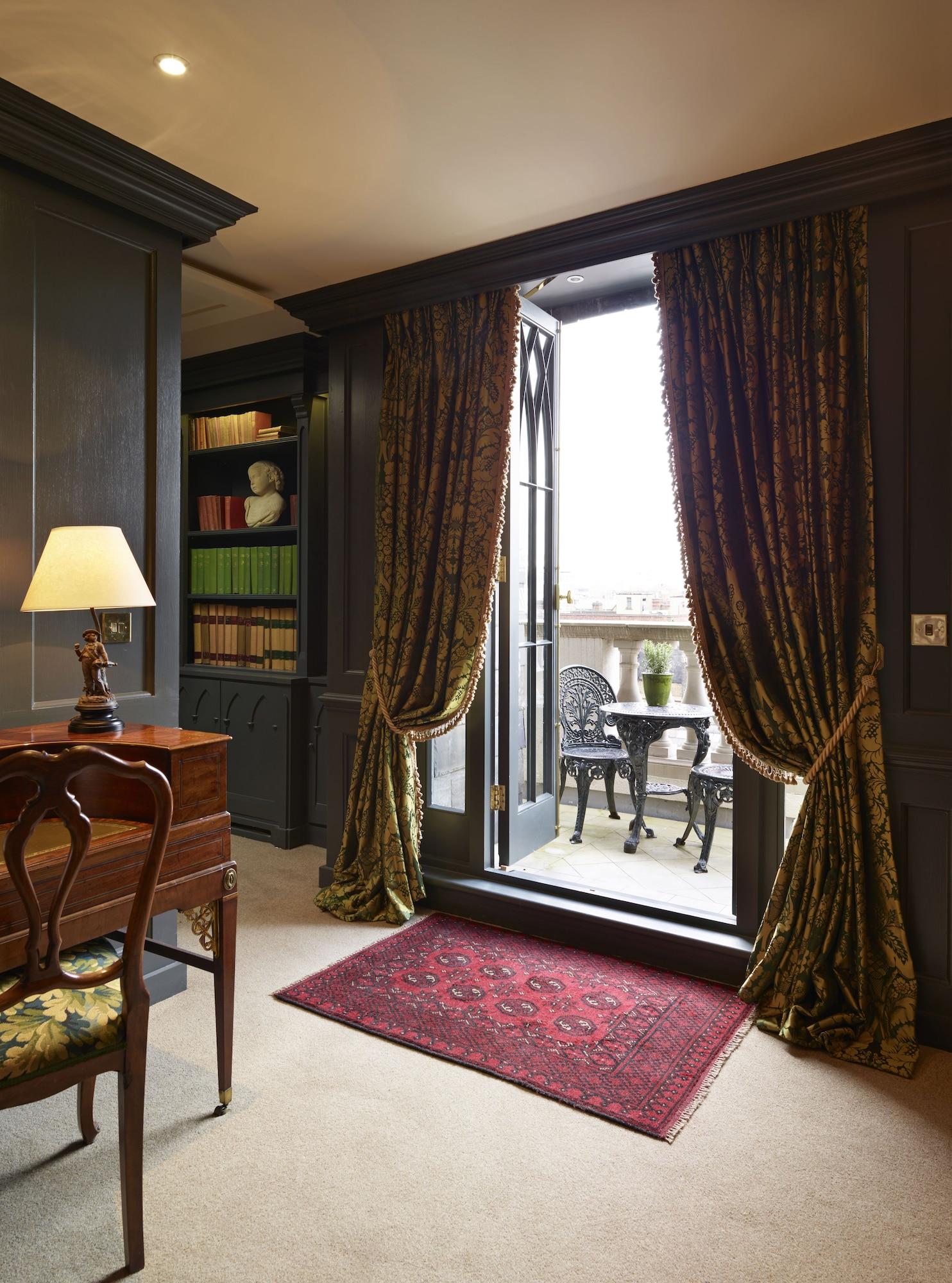 Batty Langley'S Hotel London Bagian luar foto A room at the hotel